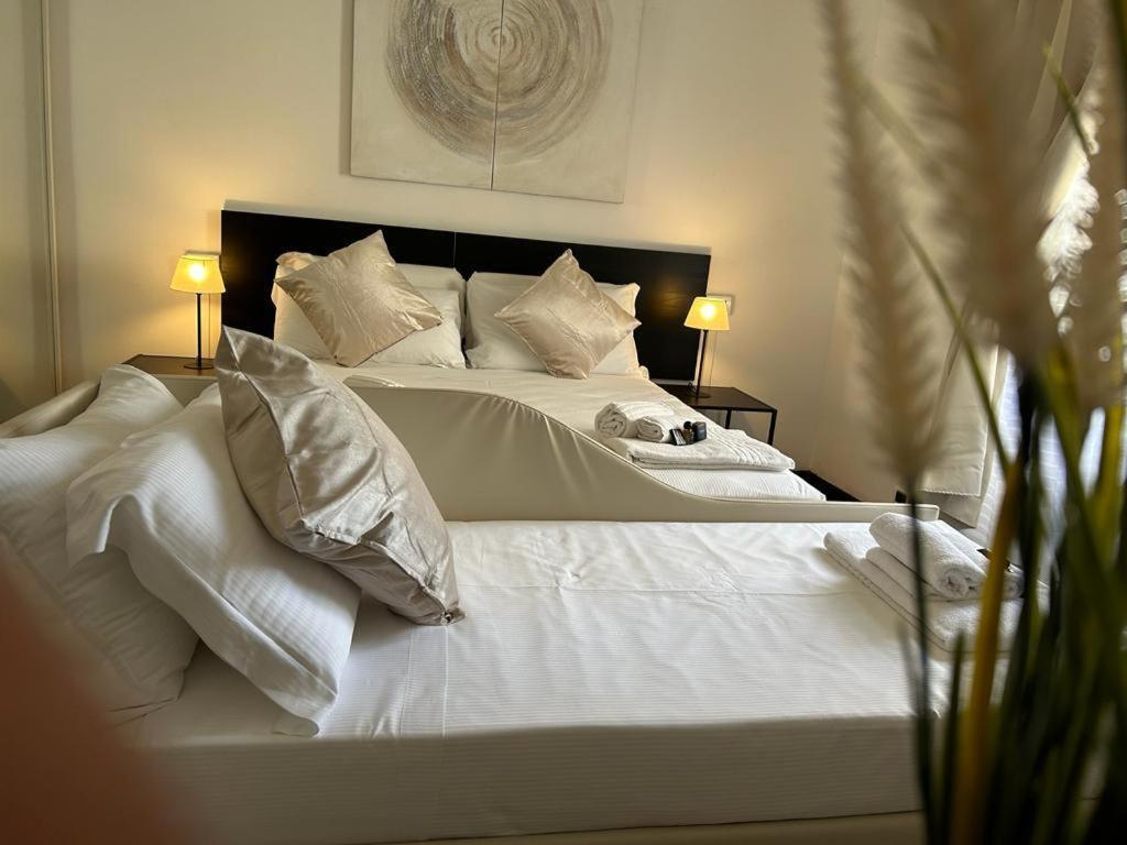 Brignole Rooms เจนัว ภายนอก รูปภาพ
