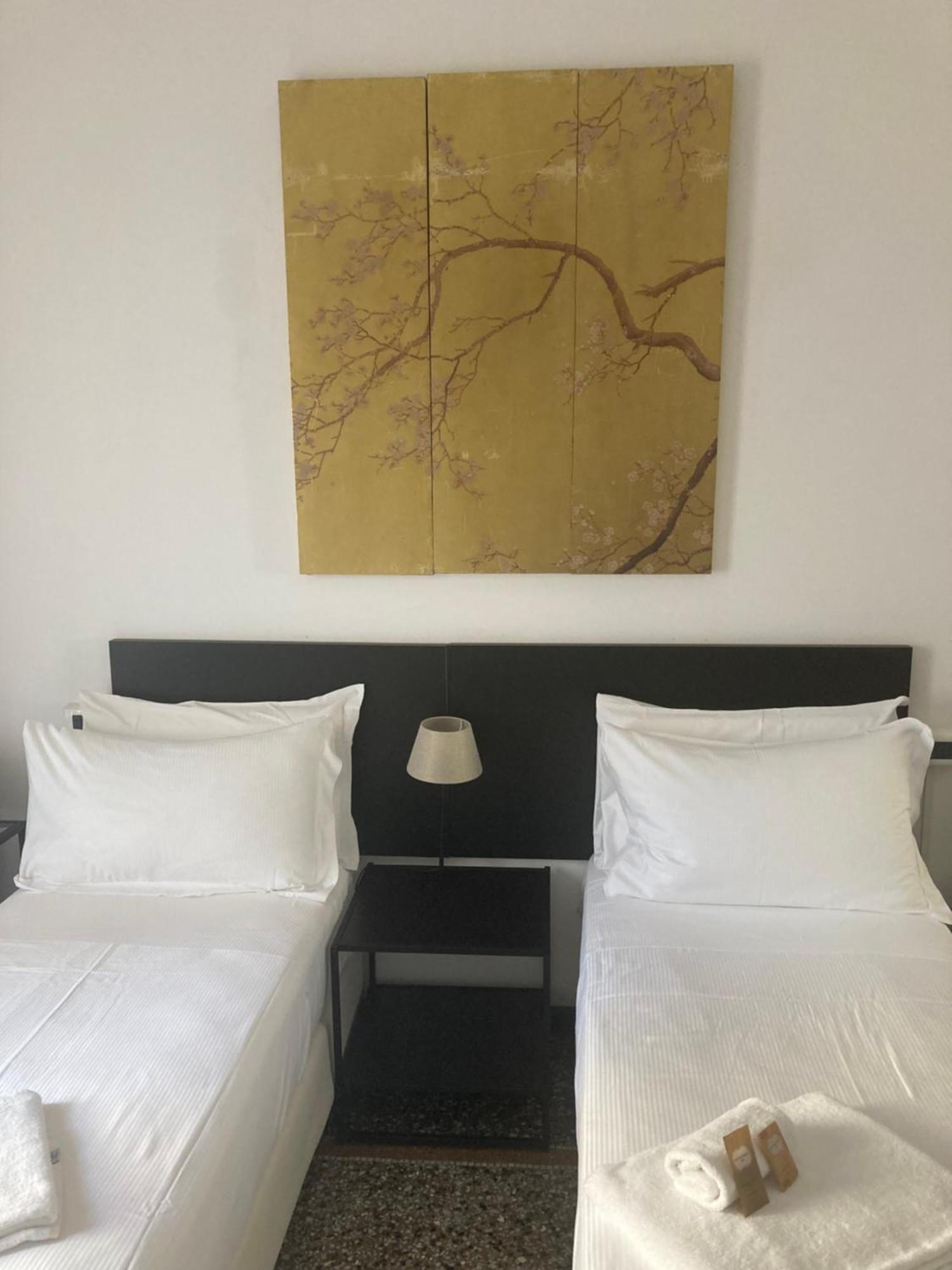 Brignole Rooms เจนัว ภายนอก รูปภาพ